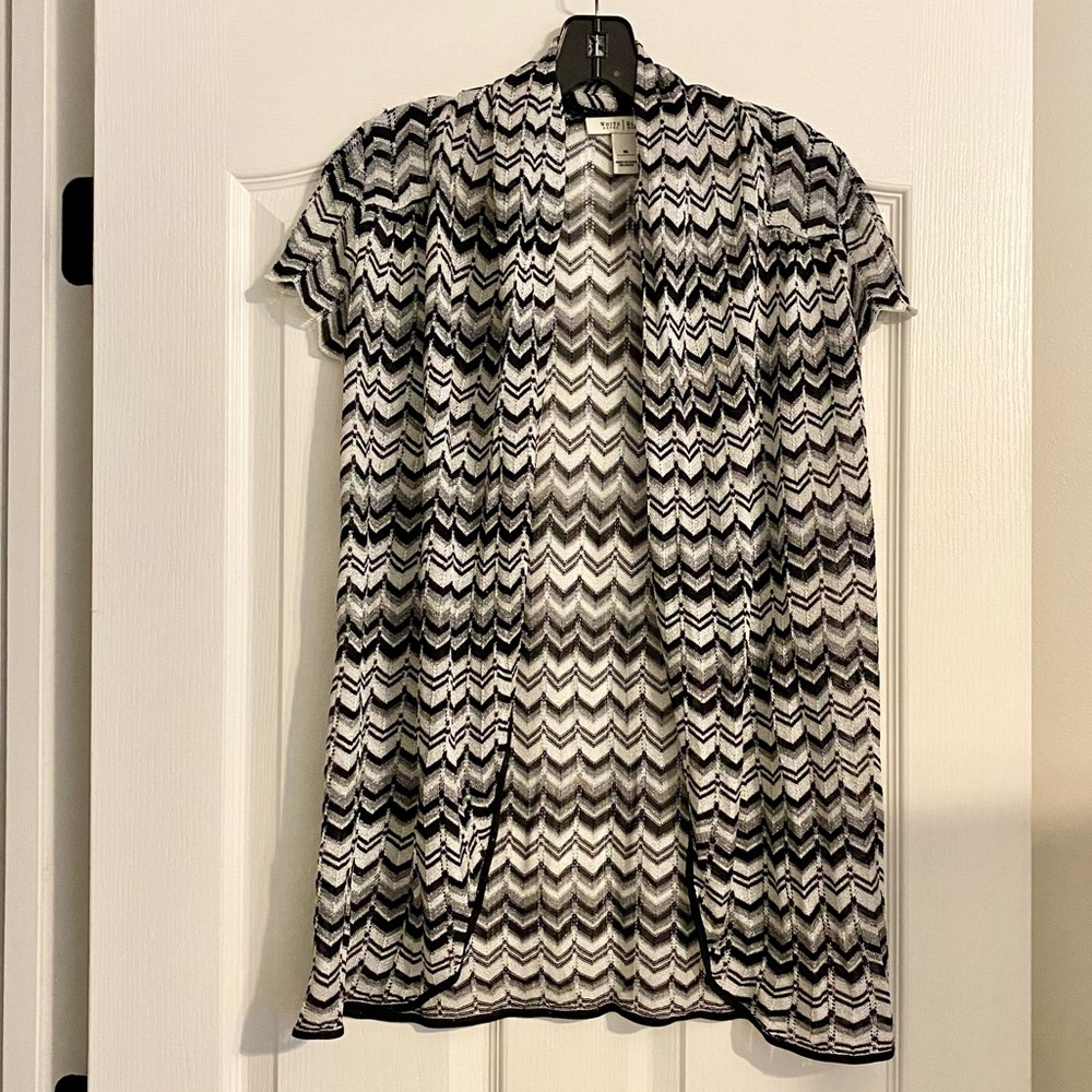 WHBM Silver Metallic Chevron Open Short Sleeve Cardigan M